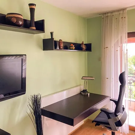Villa Madera - Spacious House With Swimming Pool, Sauna And Pool Table