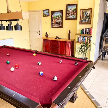 Madera - Spacious House With Swimming Pool, Sauna And Pool Table Saparevo