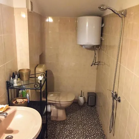 Madera - Spacious House With Swimming Pool, Sauna And Pool Table * Saparevo