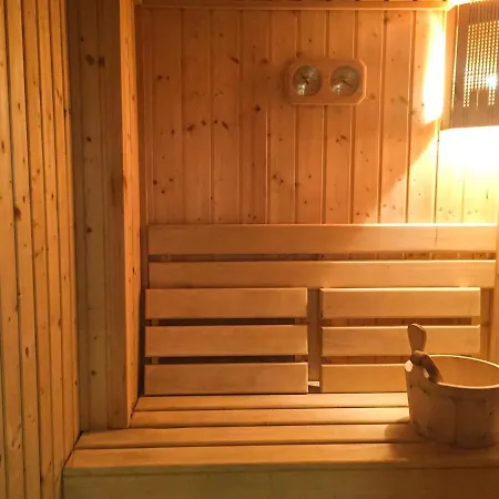 Madera - Spacious House With Swimming Pool, Sauna And Pool Table Villa *