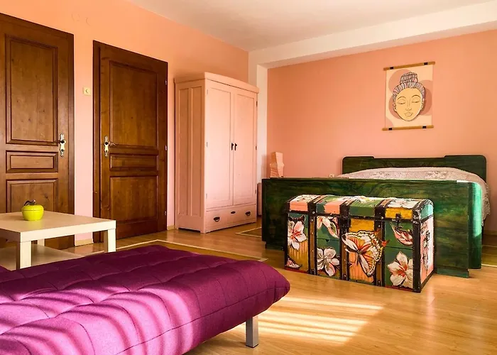 Madera - Spacious House With Swimming Pool, Sauna And Pool Table * Saparevo