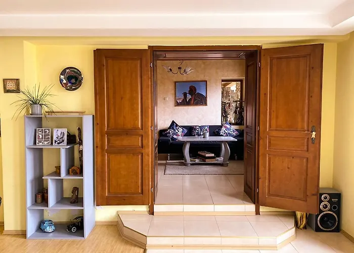 Madera - Spacious House With Swimming Pool, Sauna And Pool Table * Saparevo