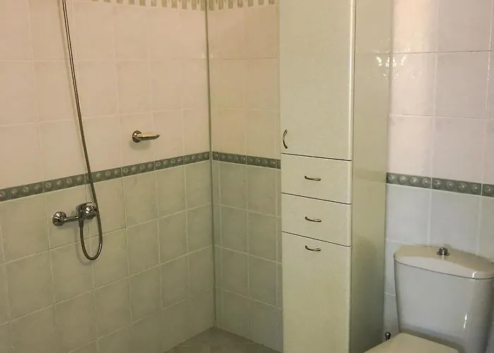 Madera - Spacious House With Swimming Pool, Sauna And Pool Table * Saparevo