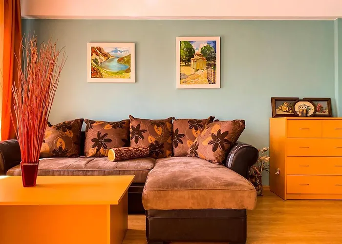 Madera - Spacious House With Swimming Pool, Sauna And Pool Table * Saparevo